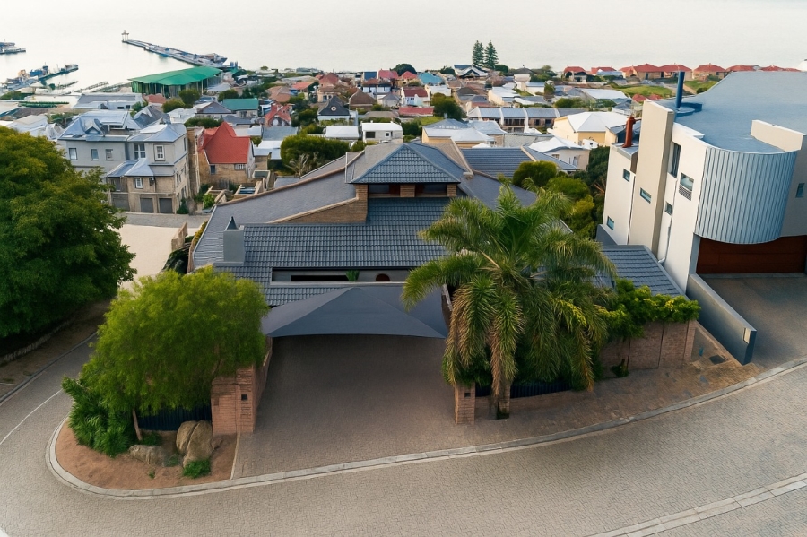 4 Bedroom Property for Sale in Linkside Western Cape